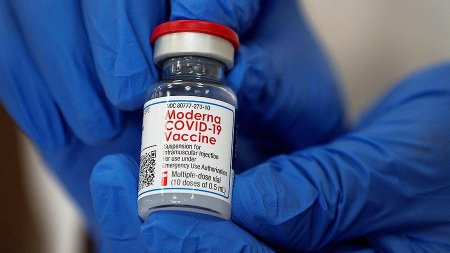 Минздрав Германии назвал дату начала всеобщей вакцинации в стране